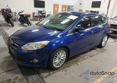 2012 Ford Focus Sel z USA, uszkodzony, nr VIN 1FAHP3M27CL421590
